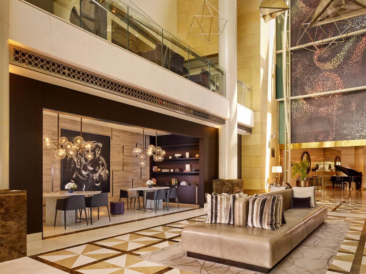 حياة ريجنسي القوت مول الكويت المظهر الخارجي الصورة The lobby of the hotel