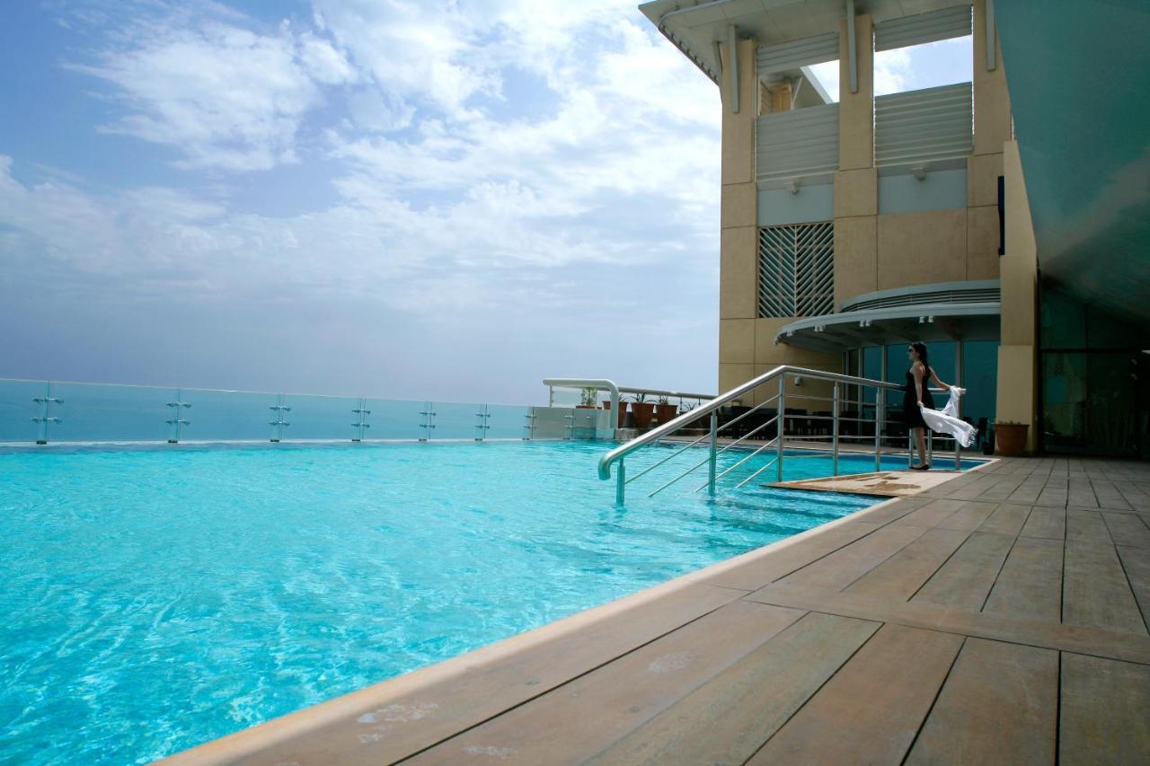حياة ريجنسي القوت مول الكويت المظهر الخارجي الصورة The pool at the 360° Sky Bar